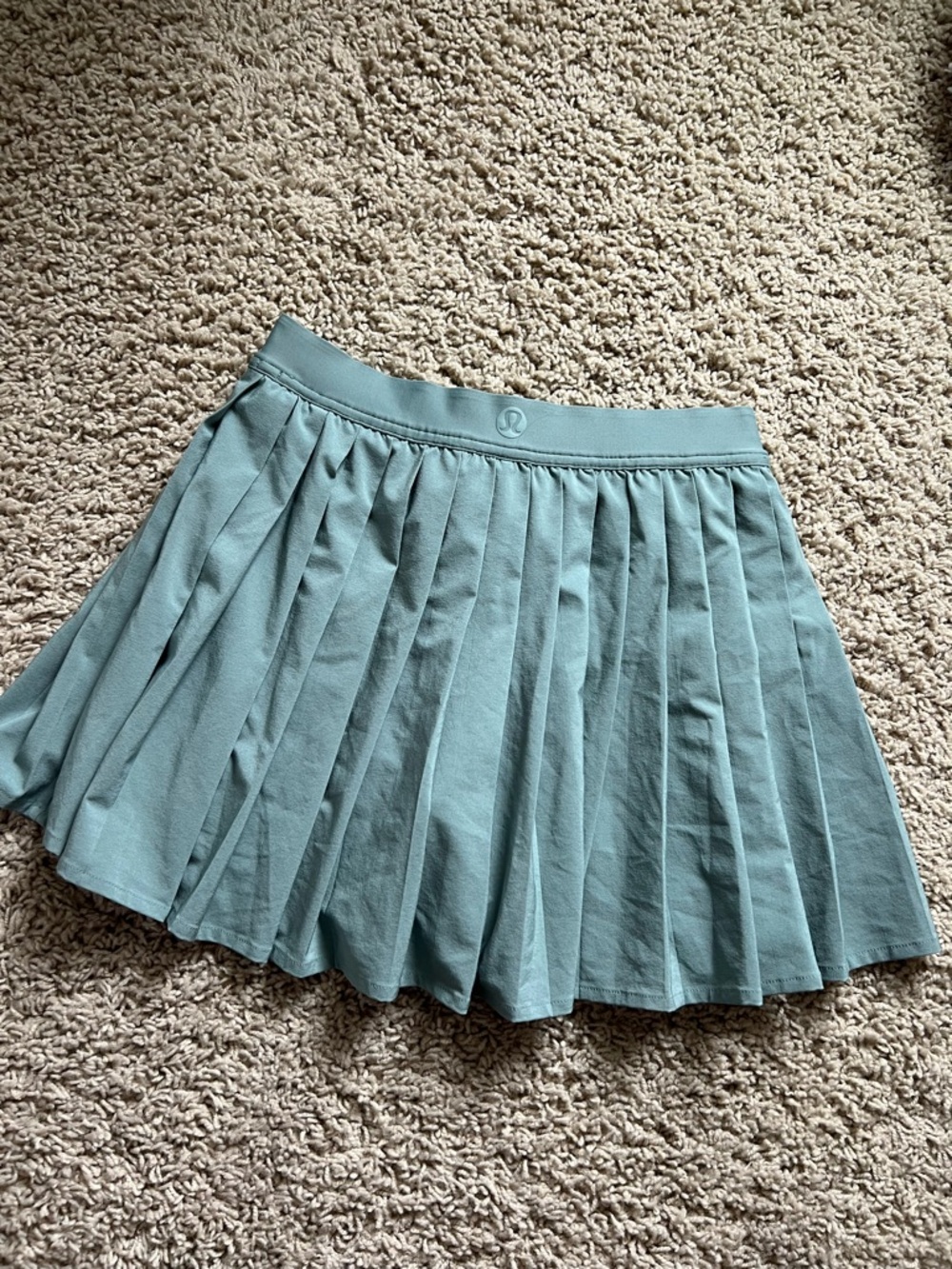 lululemon athletica Women's green high-rise Pleated Tennis Skirt